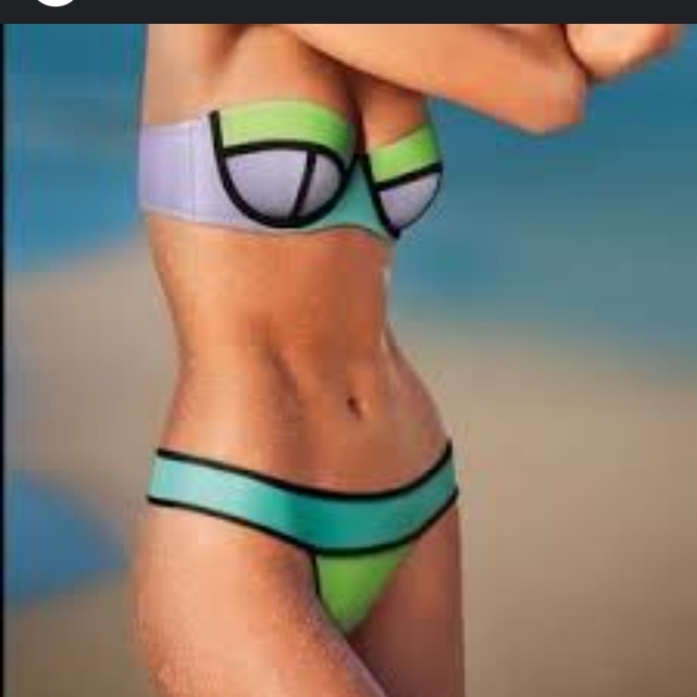 Victoria's Secret bikini top